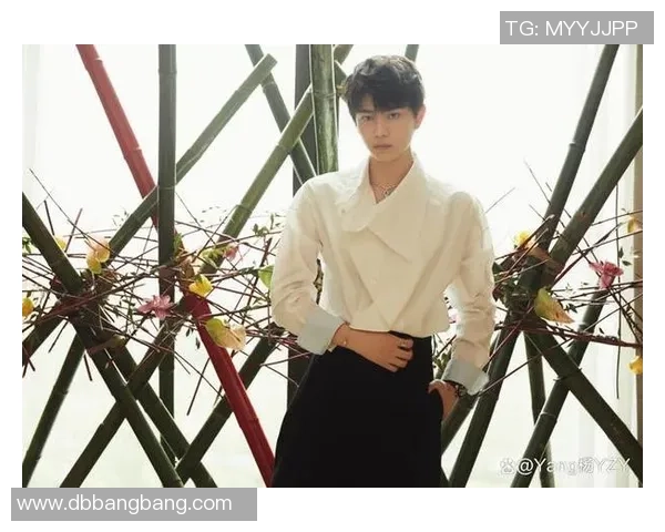 祝铭震的成长之路与未来展望：从青涩少年到璀璨明星的蜕变历程